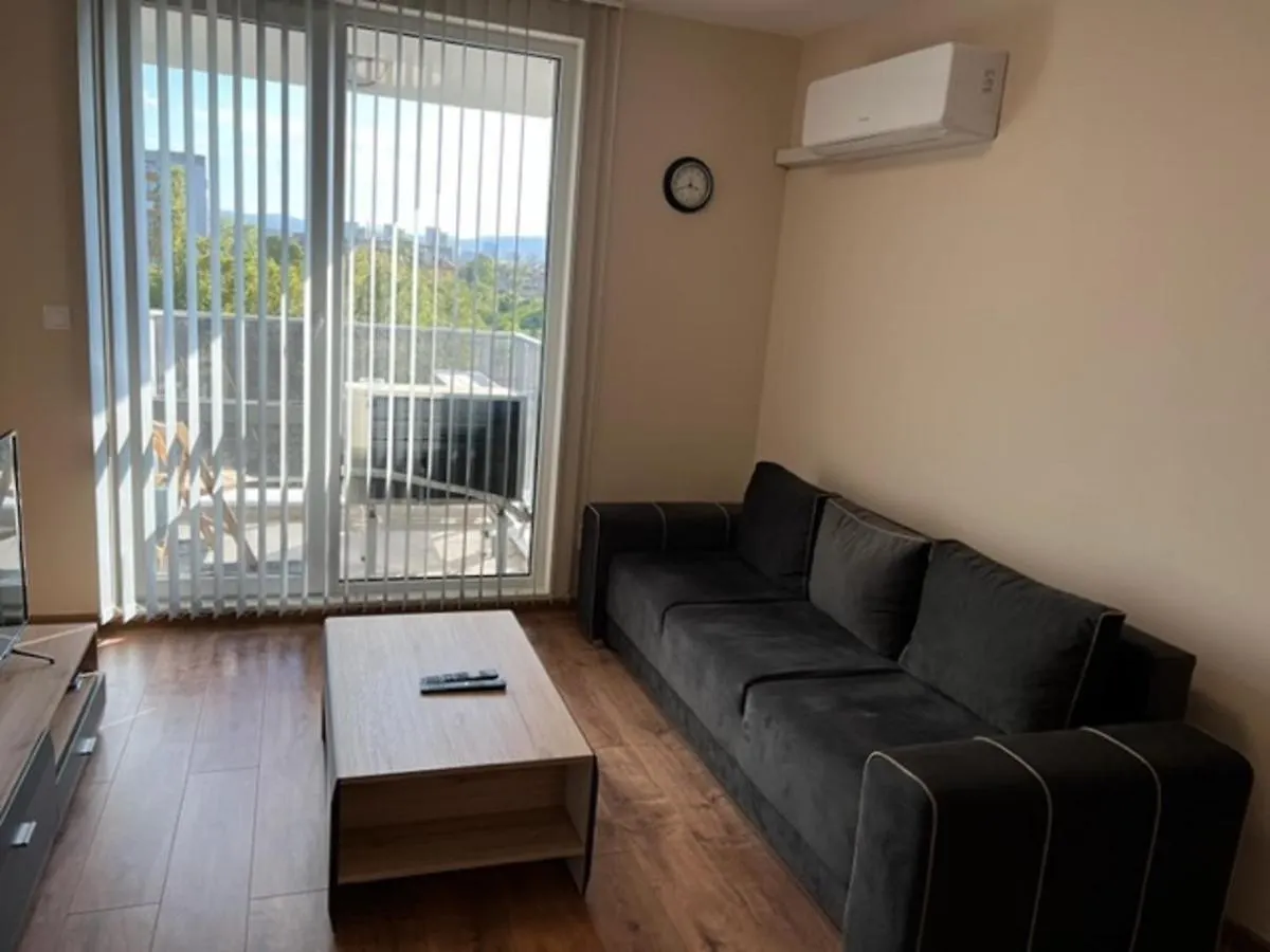 Apartment Апартамент Комфорт, Близо До Летището Sofia