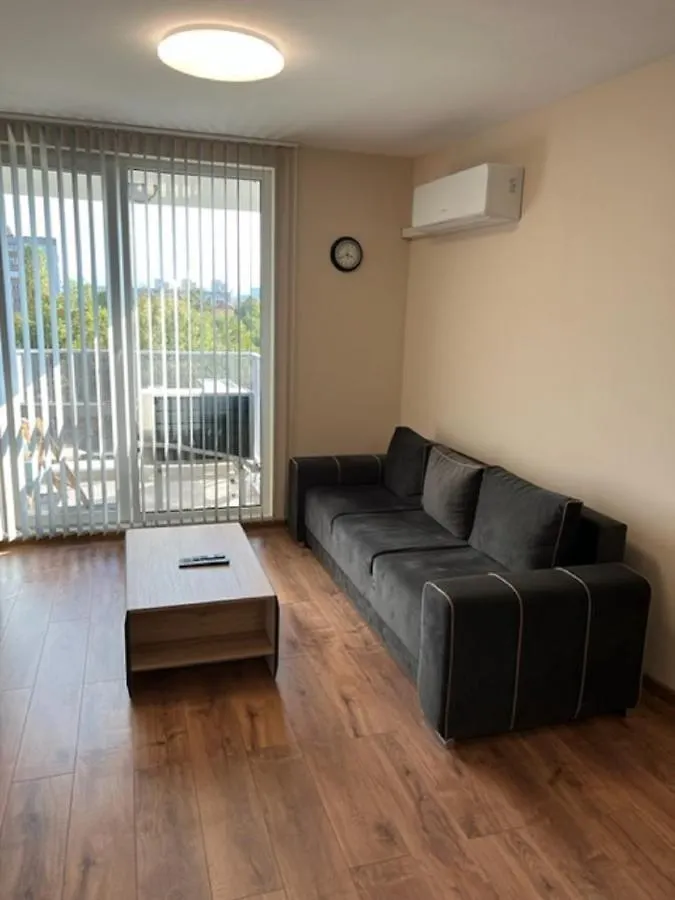 Apartment Апартамент Комфорт, Близо До Летището Sofia